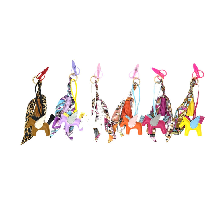 The Horse Charm With Snips