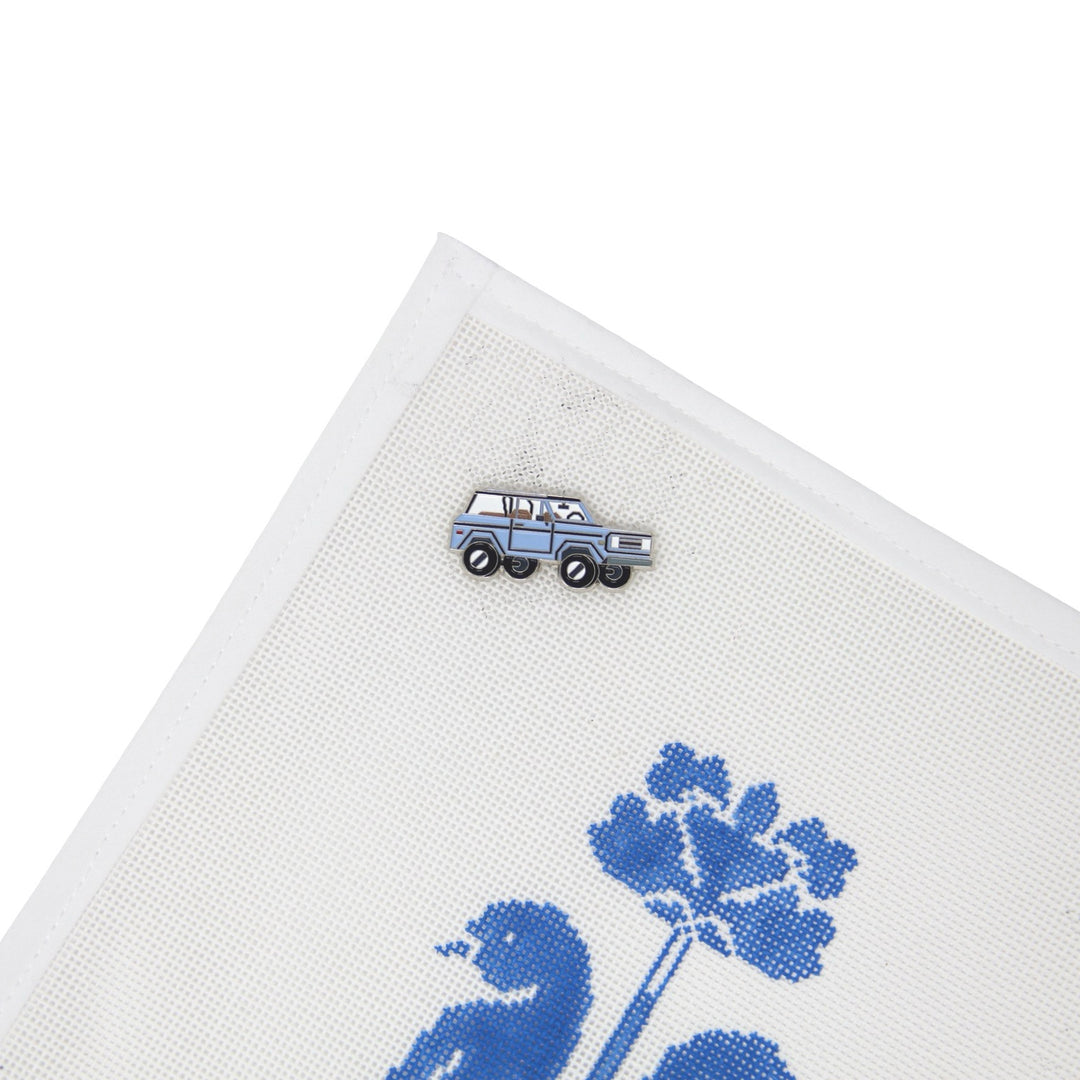 Bronco Needle Minder